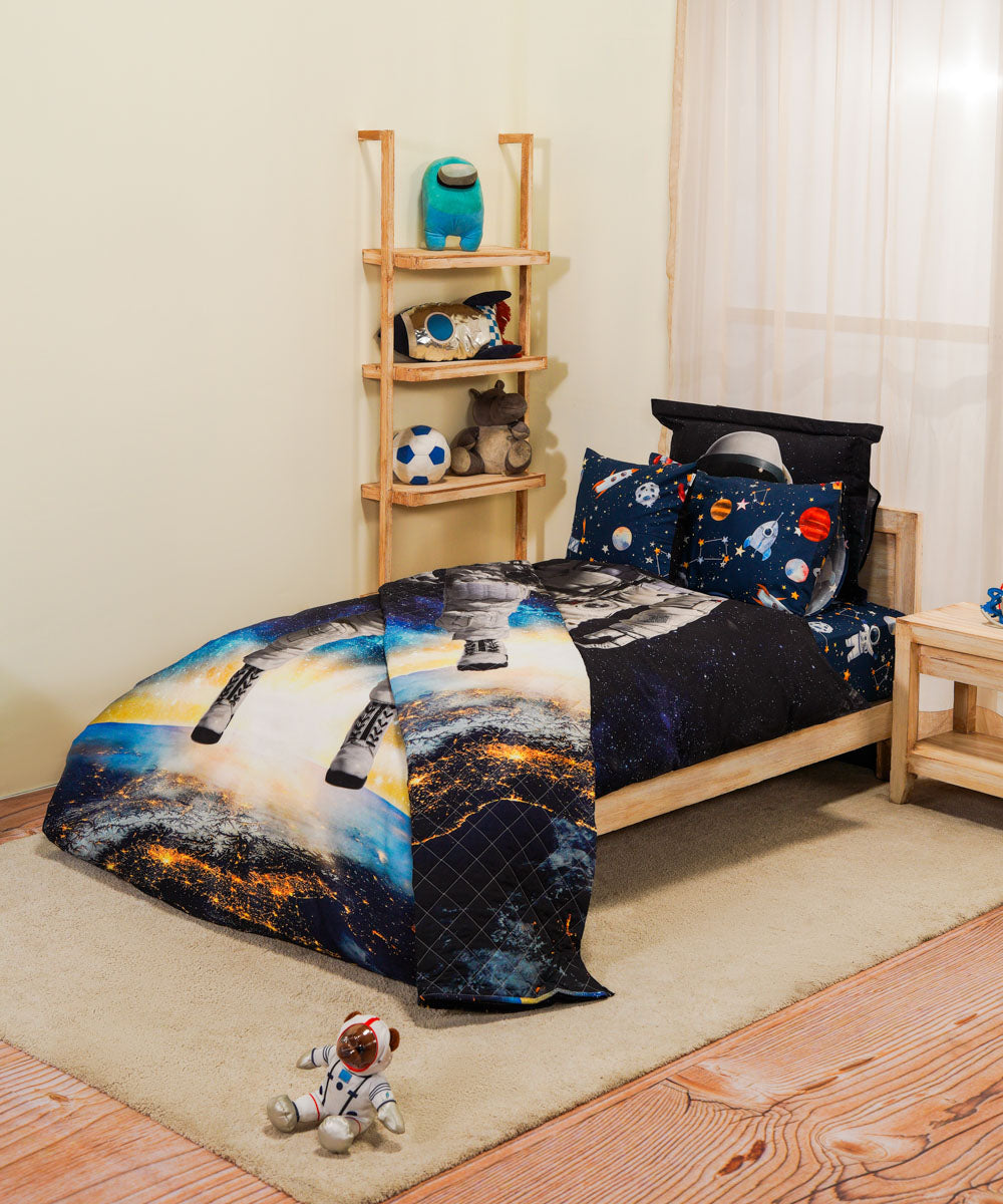 100% Cotton Digital Printed Multi Colored Astronaut in Space Bed Spread for Kids