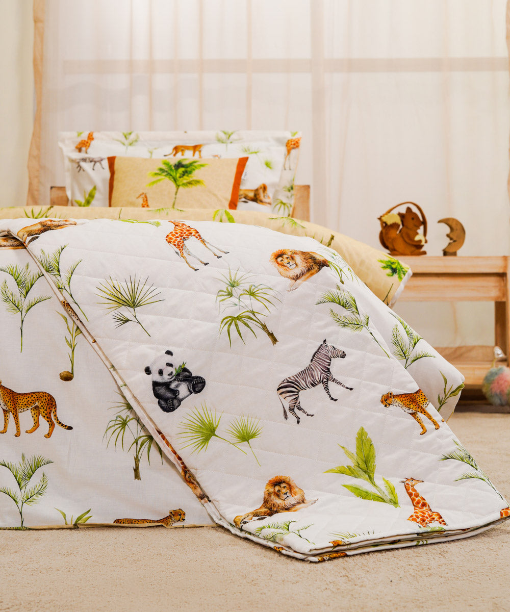 100% Cotton Digital Printed Multi Colored Safari Bed Spread for Kids