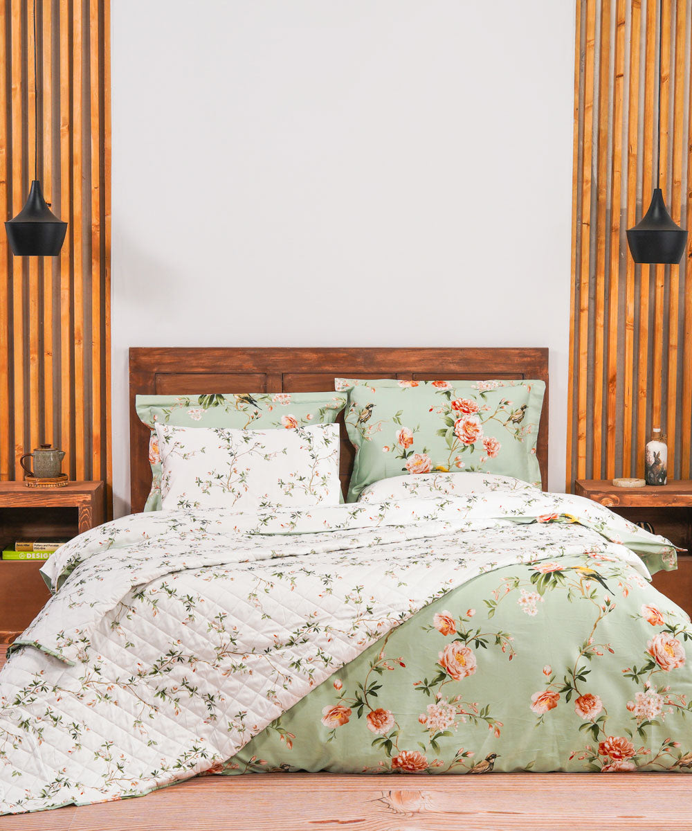 100% Cotton Sateen Multi Colored Bed Spread