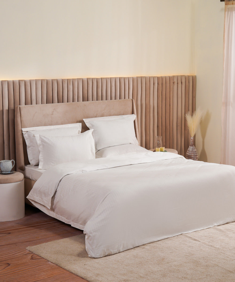 Hotel Range 100% Cotton Sateen Dyed White Bed Linen