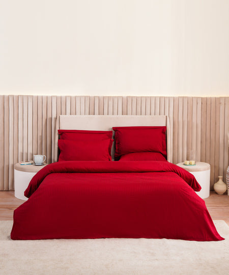 Hotel Range 100% Cotton Sateen Dyed Red Bed Linen