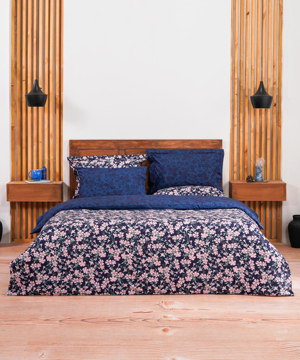 Blue Polyester Bed Set with Quilt Cover Set