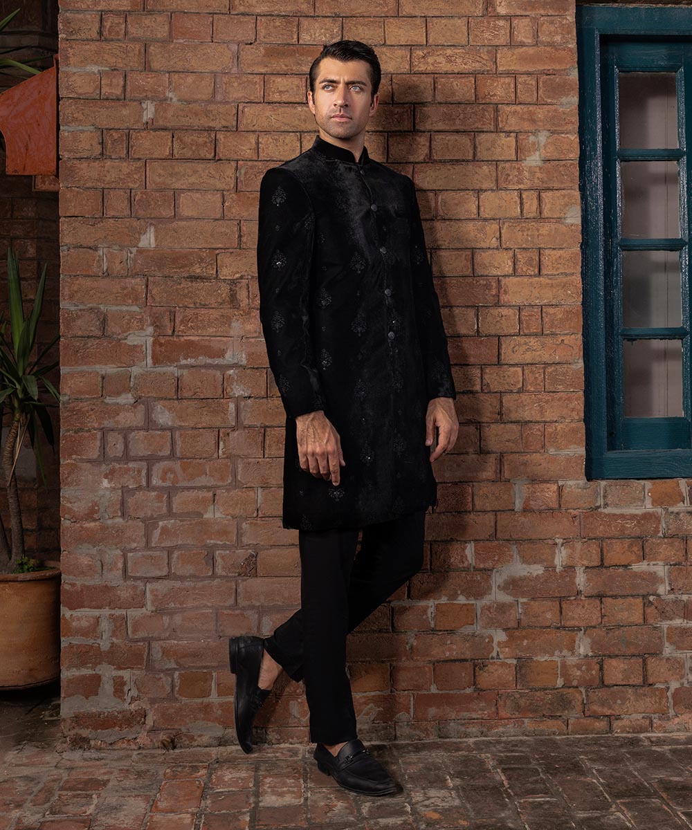 Men's Stitched Black Velvet Sherwani