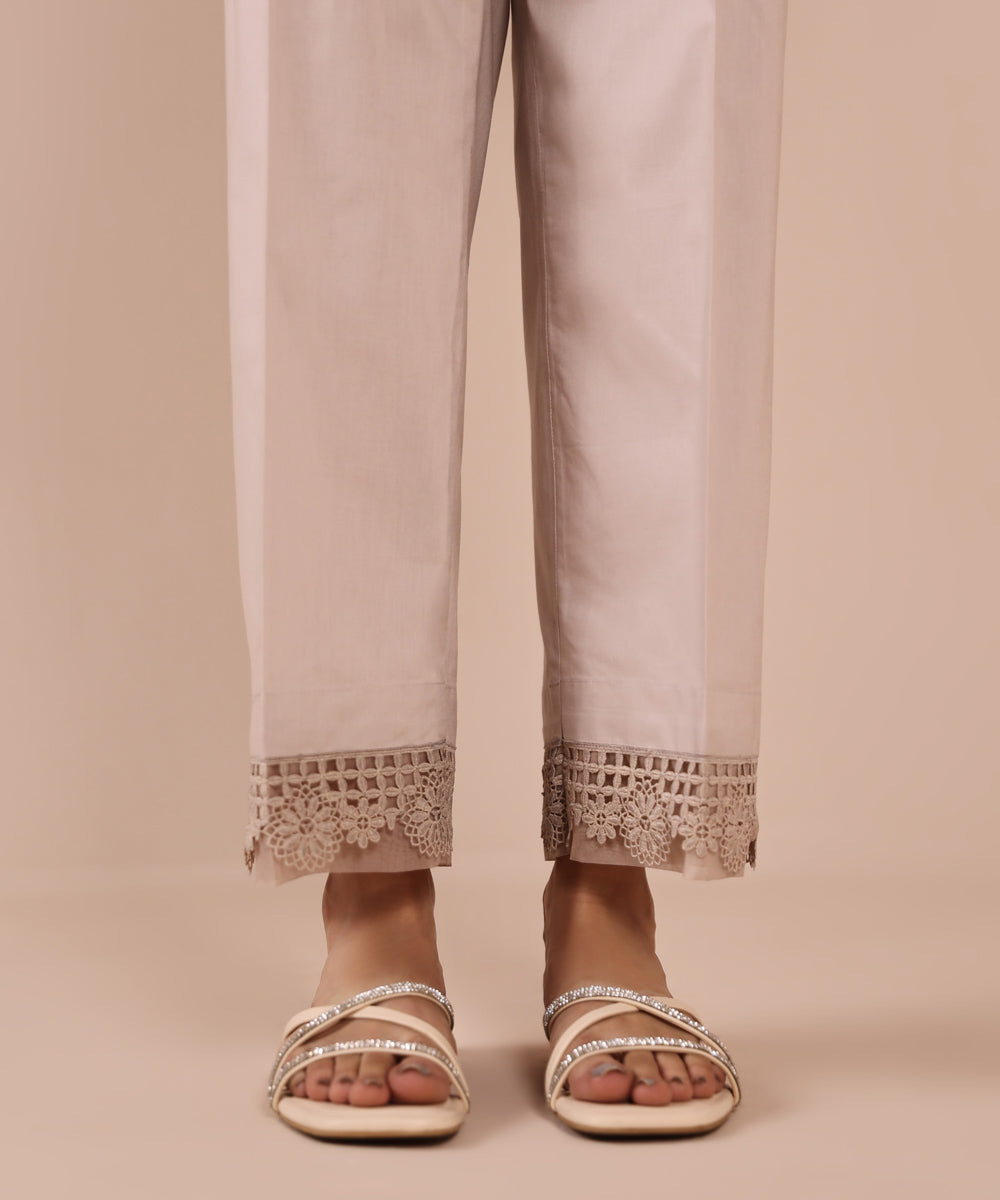 Beautiful trouser design .#dresses #pakistanidressesuk #punjabisuits  #lawnsuit #sarahkhan #noorkhan #ayzakhan #sajalaly #pakistanidesig... |  Instagram