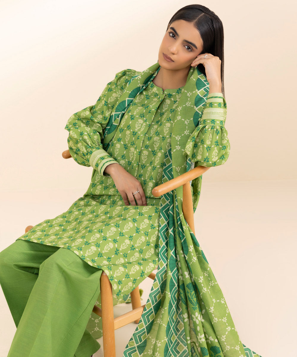 Women's Unstitched Khaddar Printed Green 3 Piece Suit