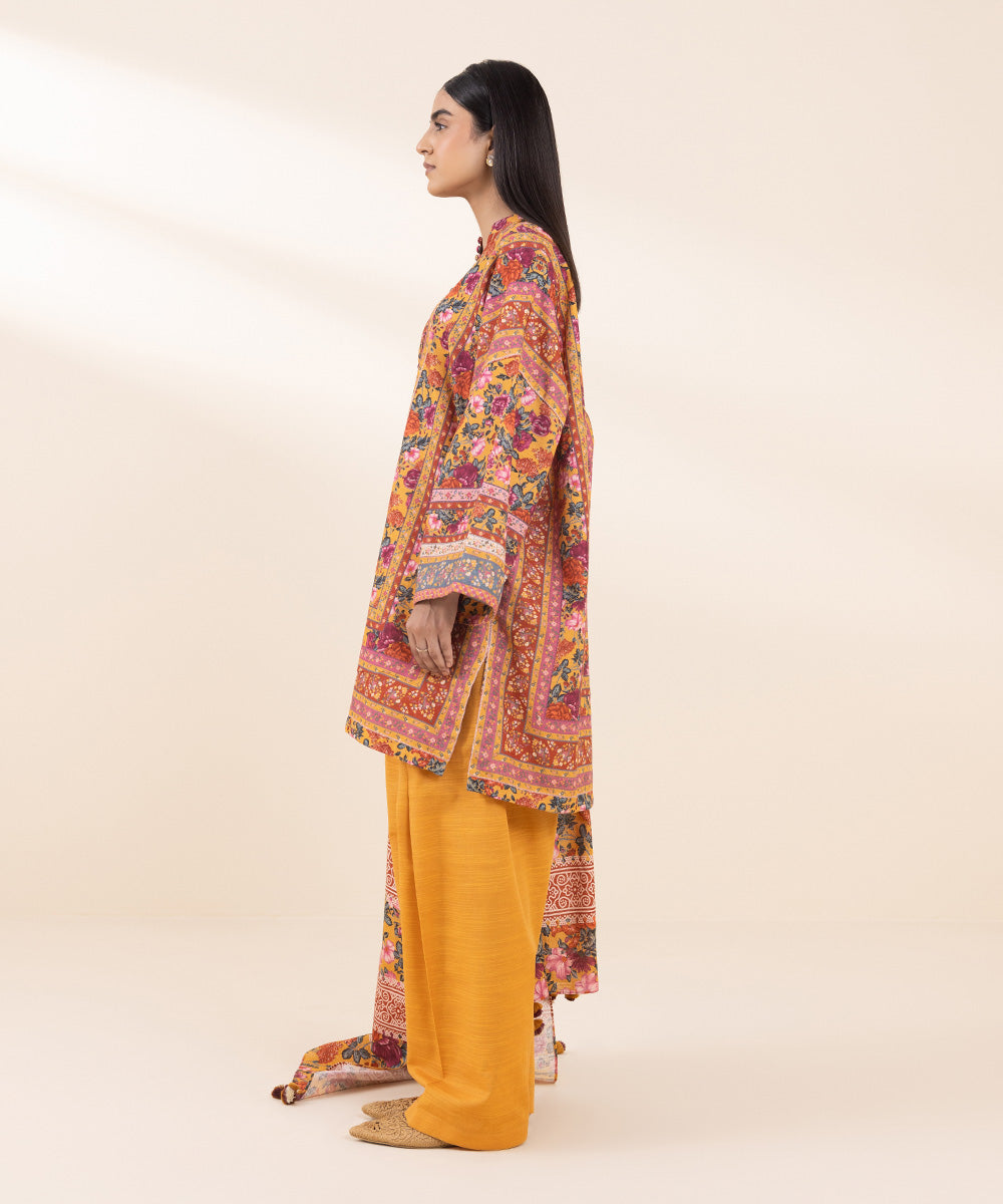 Women's Unstitched Khaddar Printed Multi 3 Piece Suit