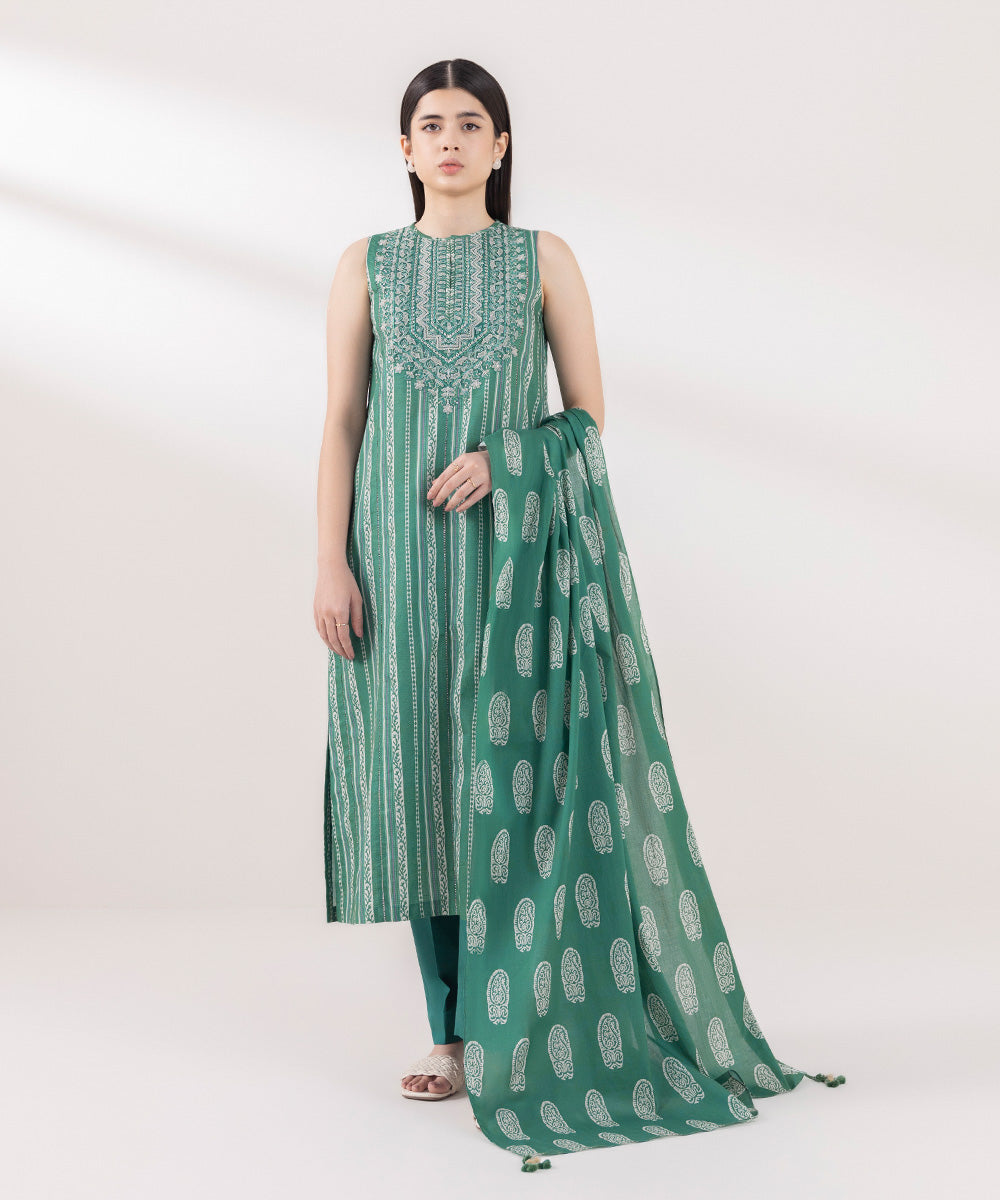 Women's Unstitched Lawn Embroidered Green 3 Piece Suit