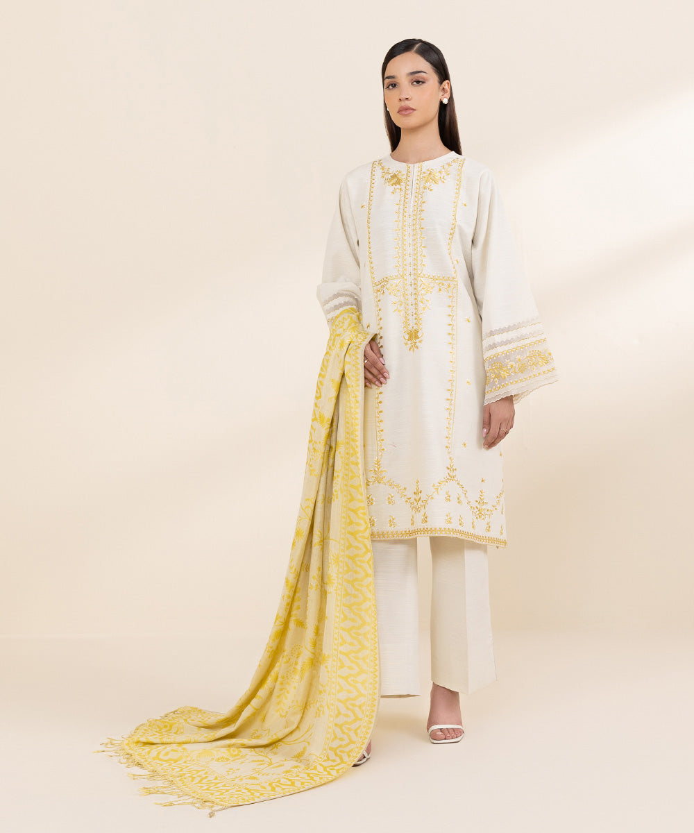 Women's Unstitched Khaddar Off White Embroidered 3 Piece Suit