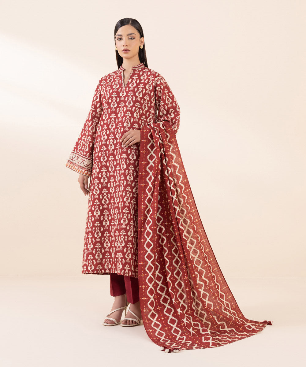 Women's Unstitched Light Khaddar Red Embroidered 3 Piece Suit 