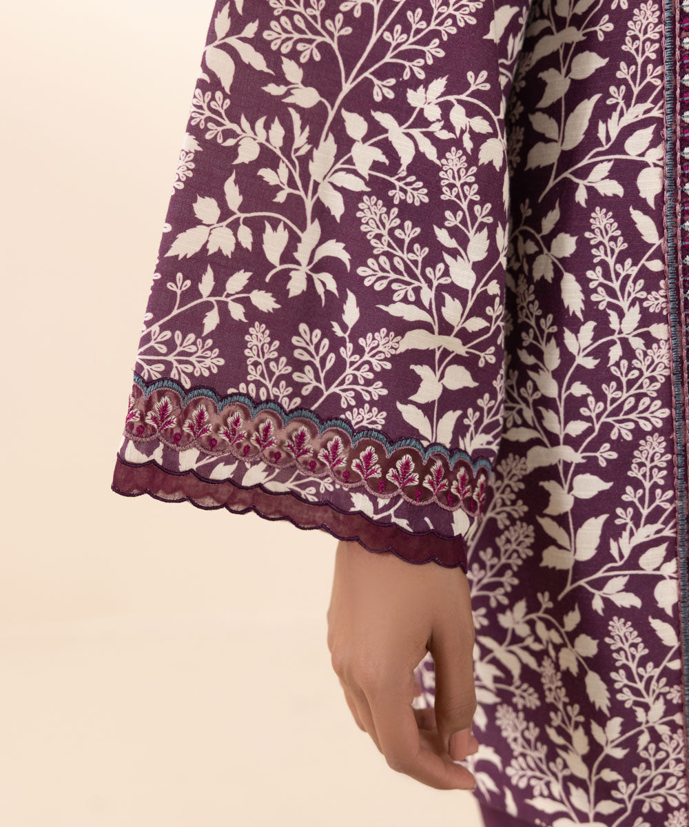 Women's Unstitched Khaddar Purple Embroidered 3 Piece Suit