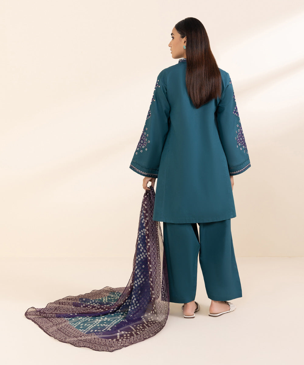 Women's Unstitched Lawn Green Embroidered 3 Piece Suit