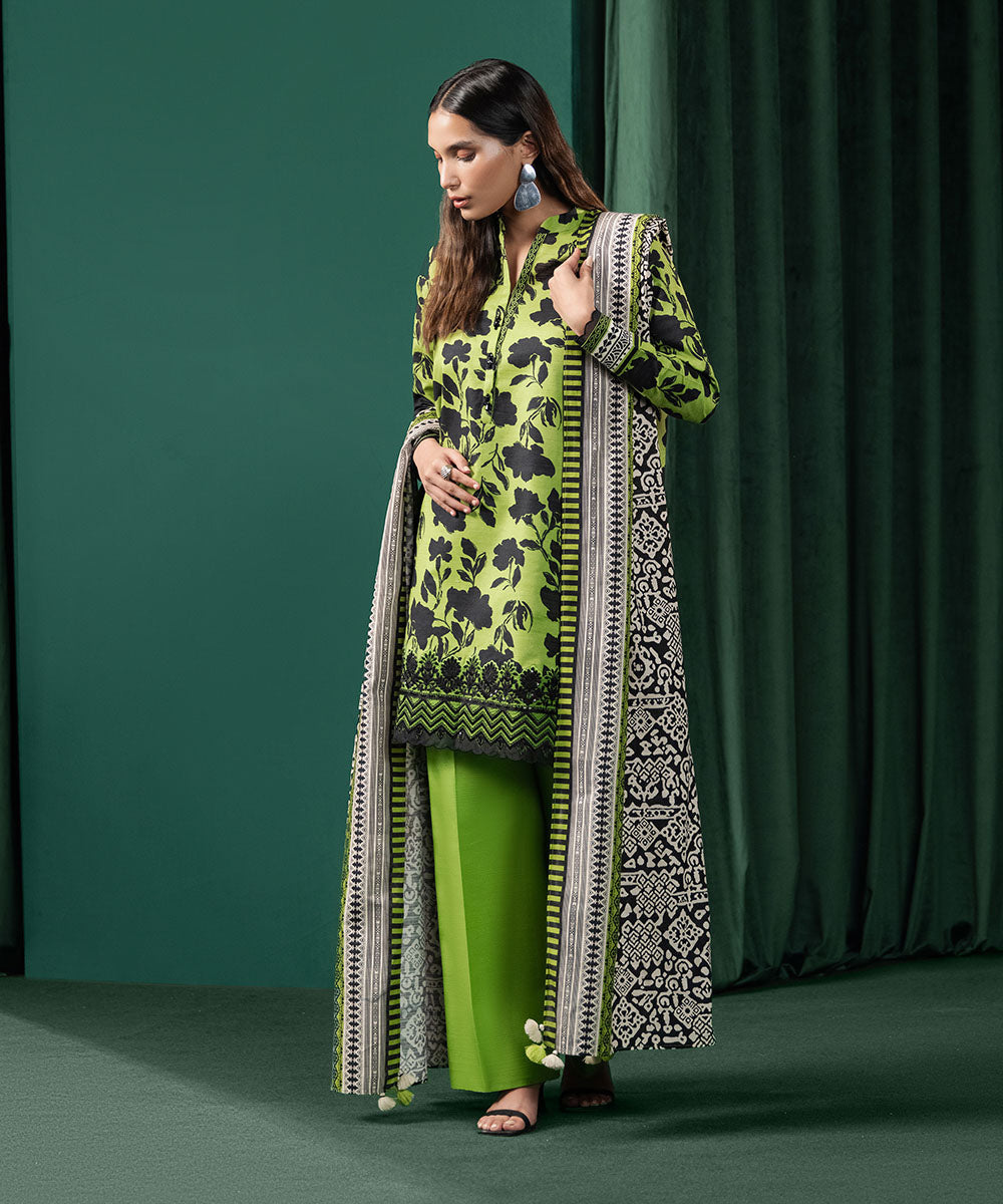 Women's Unstitched Khaddar Embroidered Green 3 Piece Suit