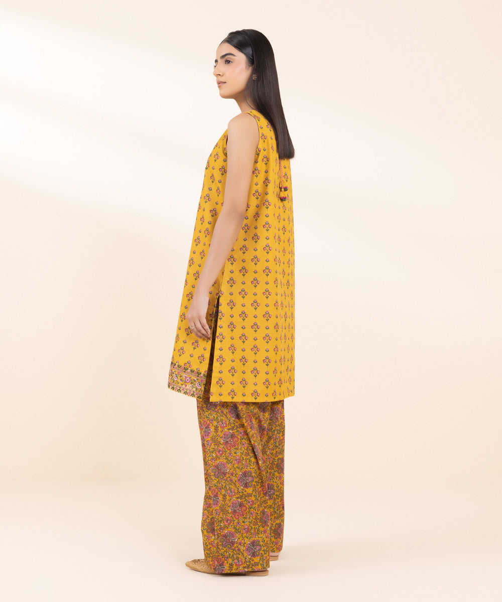 Women's Pret Khaddar Yellow Embroidered 2 Piece Suit