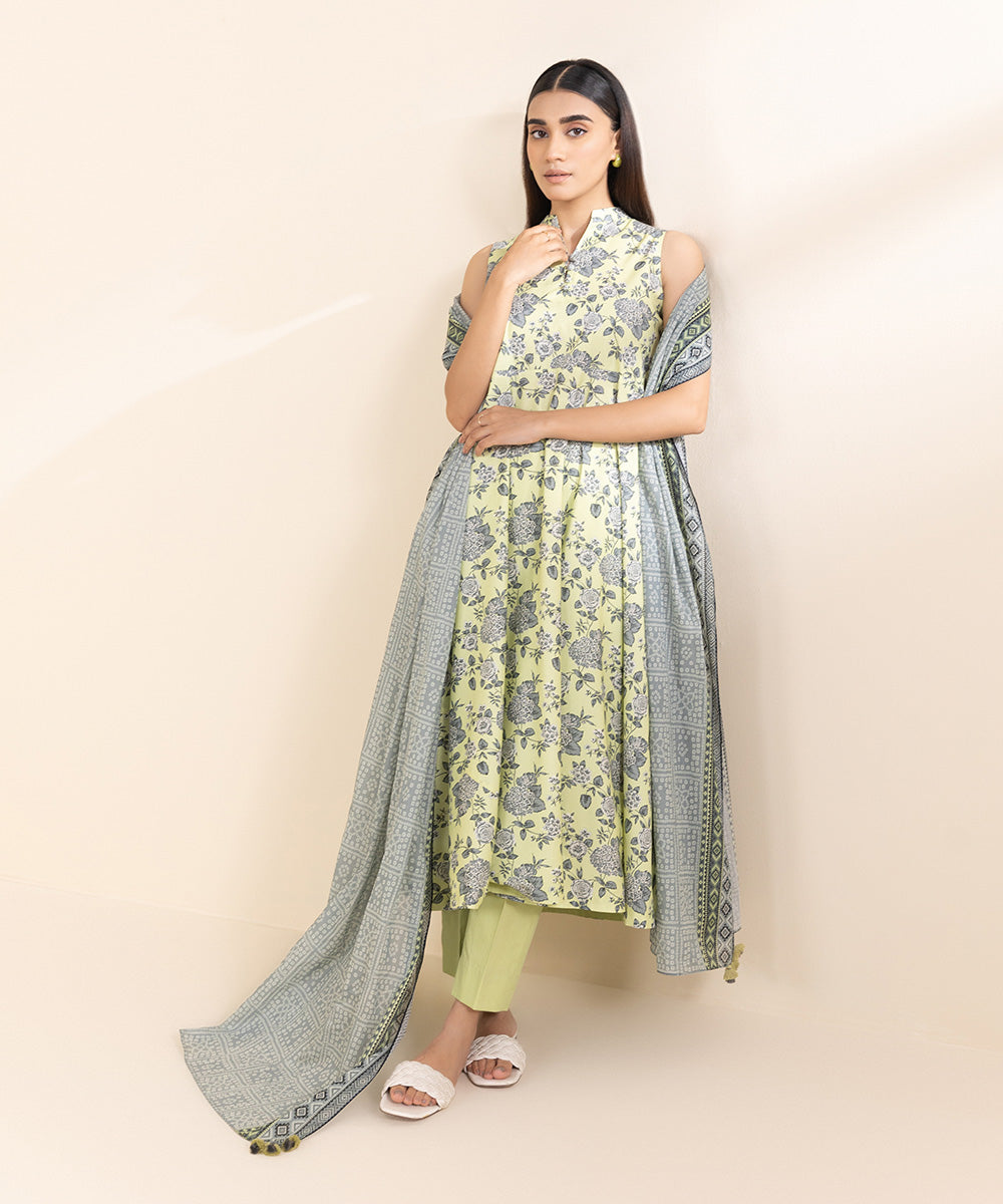 Women's Unstitched Lawn Green Printed 3 Piece Suit