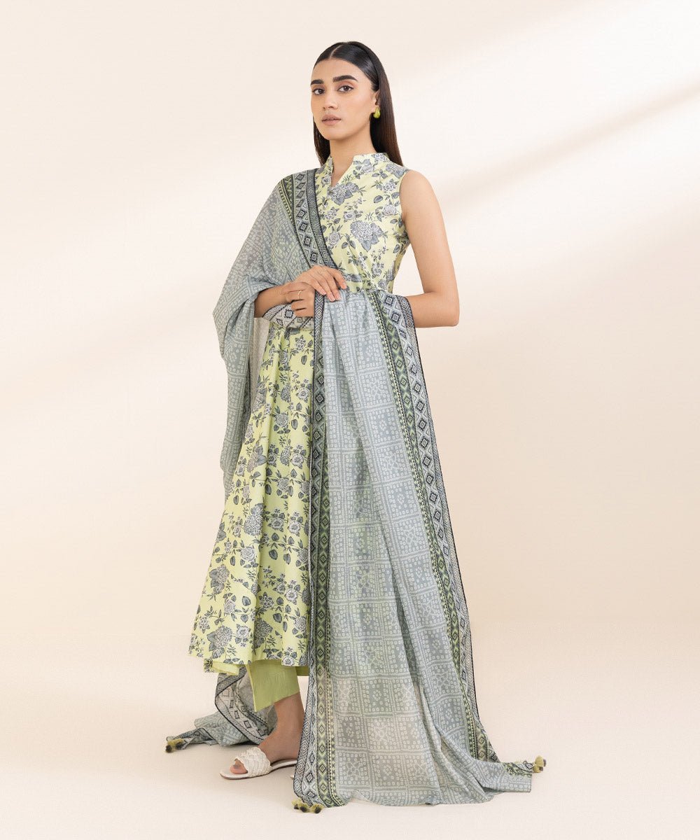 Women's Unstitched Lawn Green Printed 3 Piece Suit