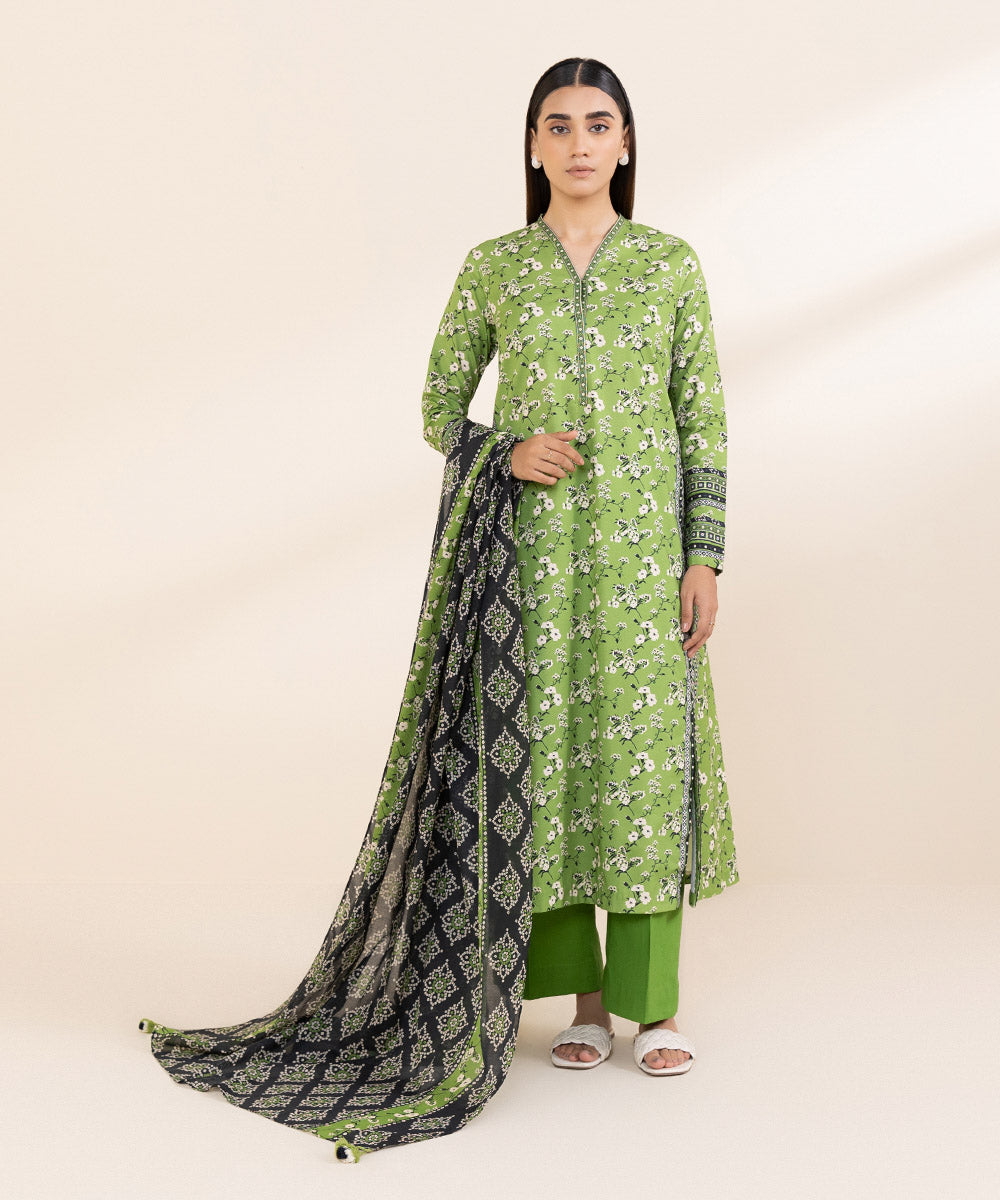 Women's Unstitched Lawn Green Printed 3 Piece Suit