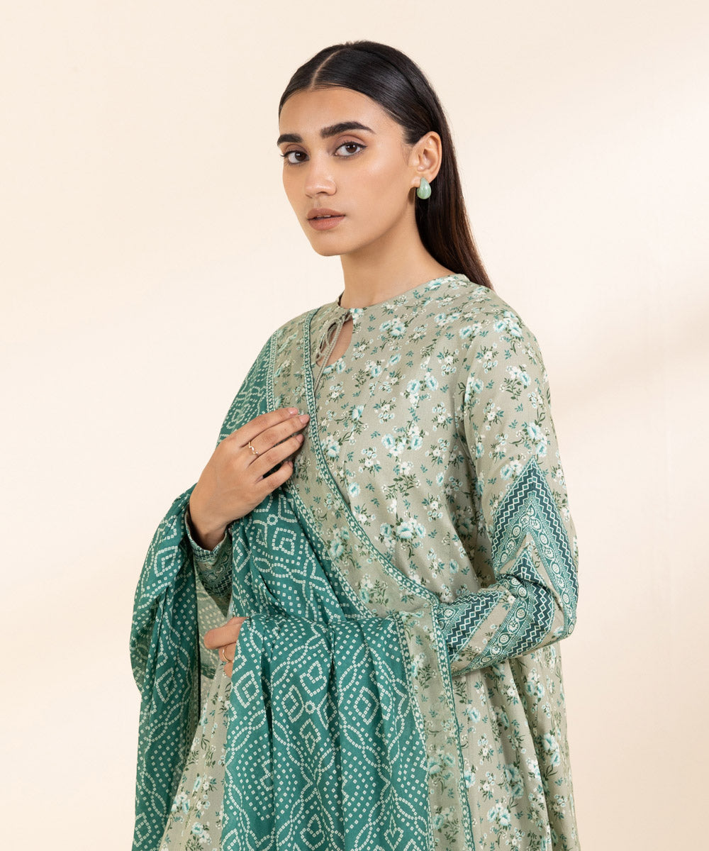 Women's Unstitched Lawn Green Printed 3 Piece Suit