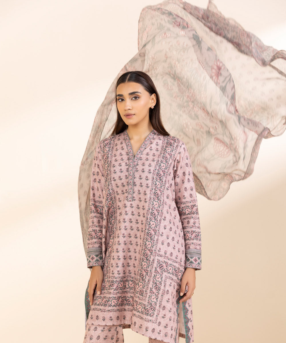 Women's Unstitched Khaddar Printed Pink 3 Piece Suit