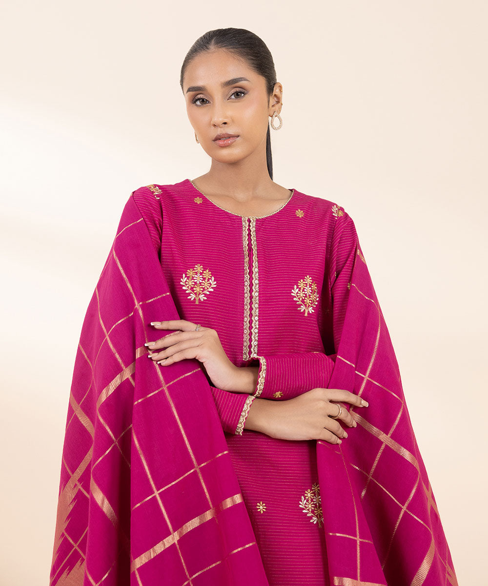 Women's Unstitched Embroidered Magenta Zari Khaddar Three Piece Suit