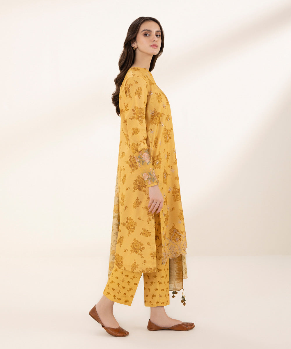 Women's Unstitched Zari Lawn Printed Embroidered Yellow 3 Piece Suit