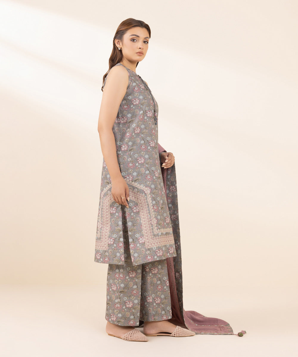 Women's Unstitched Khaddar Embroidered Grey 3 Piece Suit