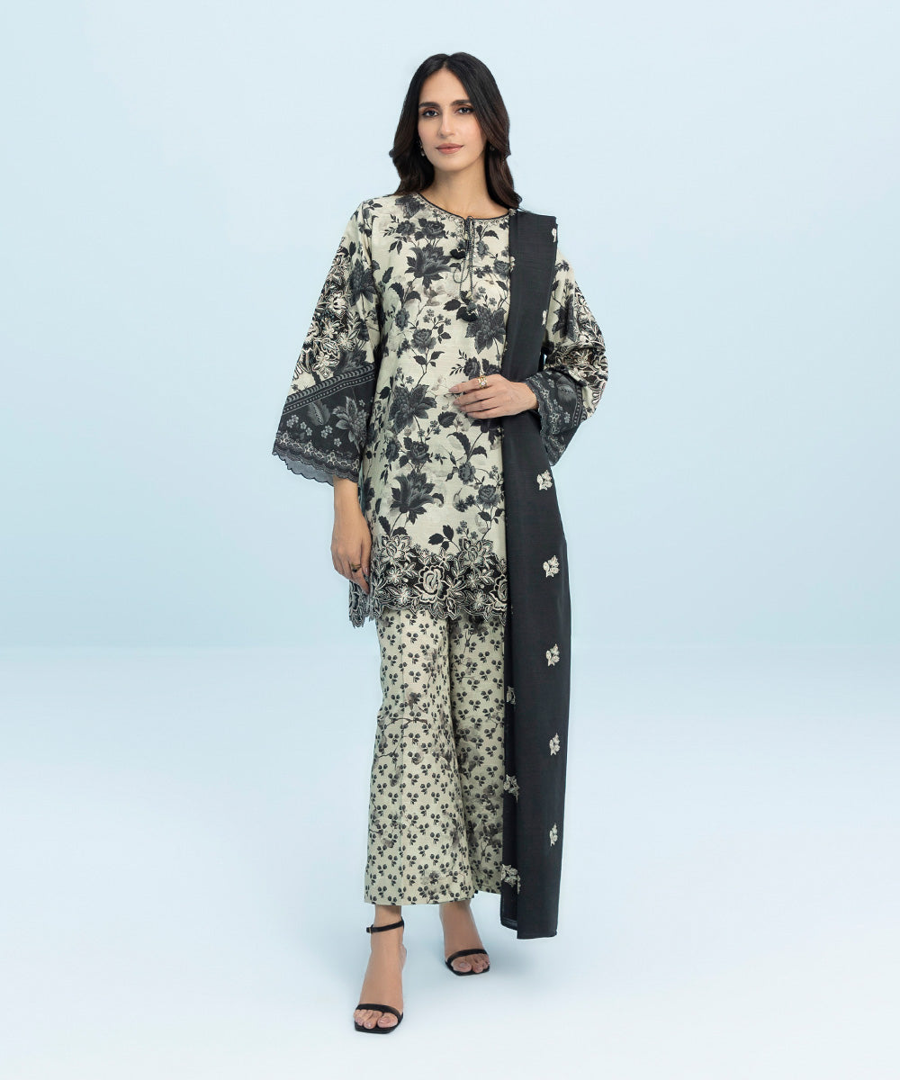 Women's Winter Unstitched Embroidered Khaddar Black 3 Piece Suit
