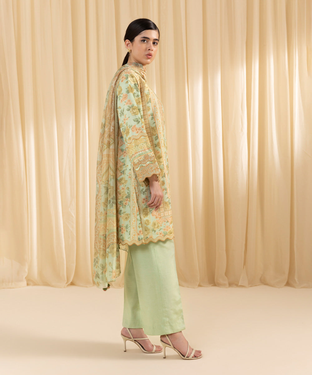 Women's Unstitched Embroidered Blended Grip Silk Green 3 Piece Suit