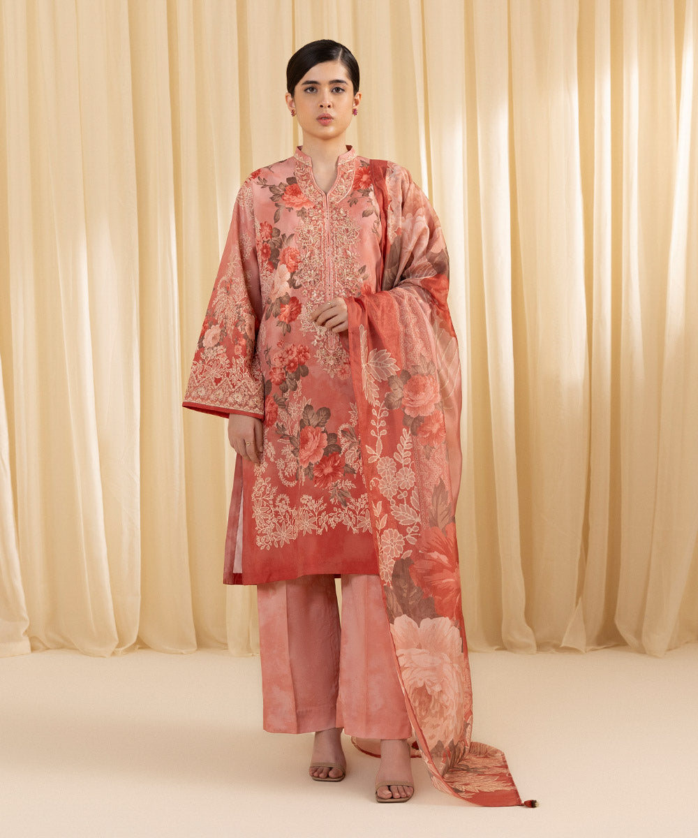 Women's Unstitched Embroidered Blended Grip Silk Pink 3 Piece Suit