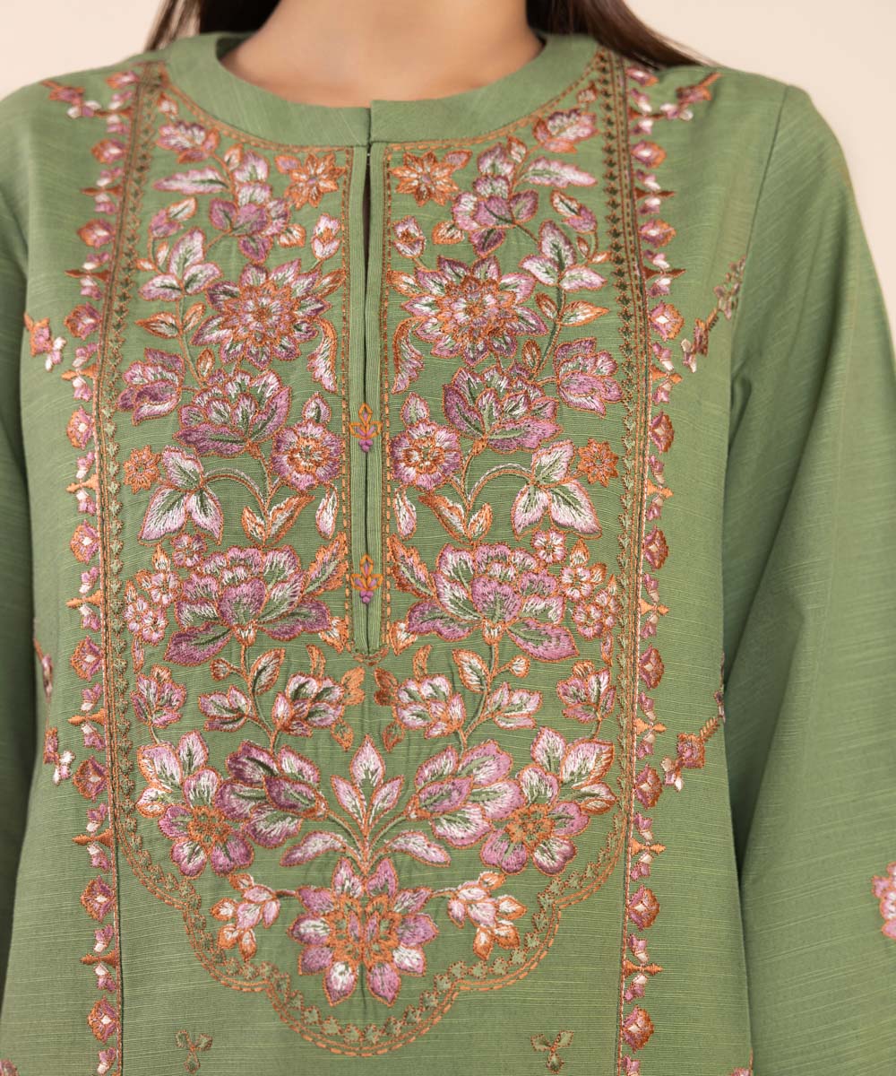 Women's Unstitched Khaddar Embroidered Green 3 Piece Suit