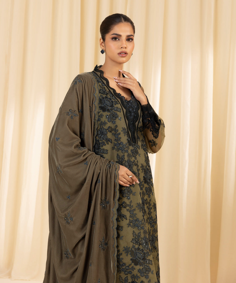 Women's Unstitched Embroidered Blended Organza Green 3 Piece Suit