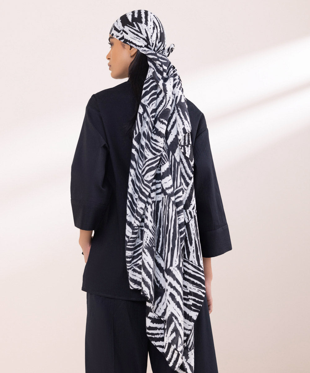 Women's Lightweight Printed Black & White Polyester Scarf