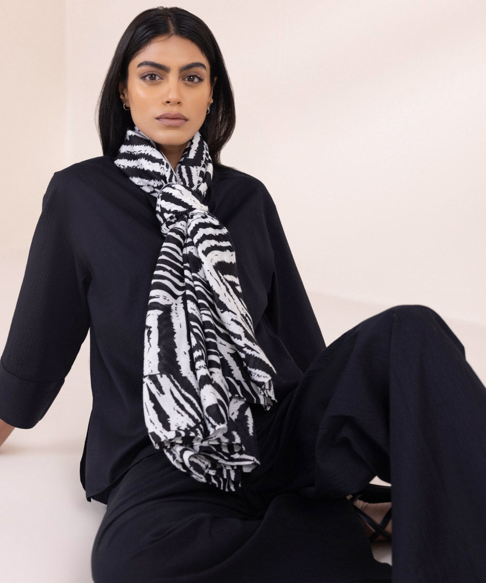 Women's Lightweight Printed Black & White Polyester Scarf