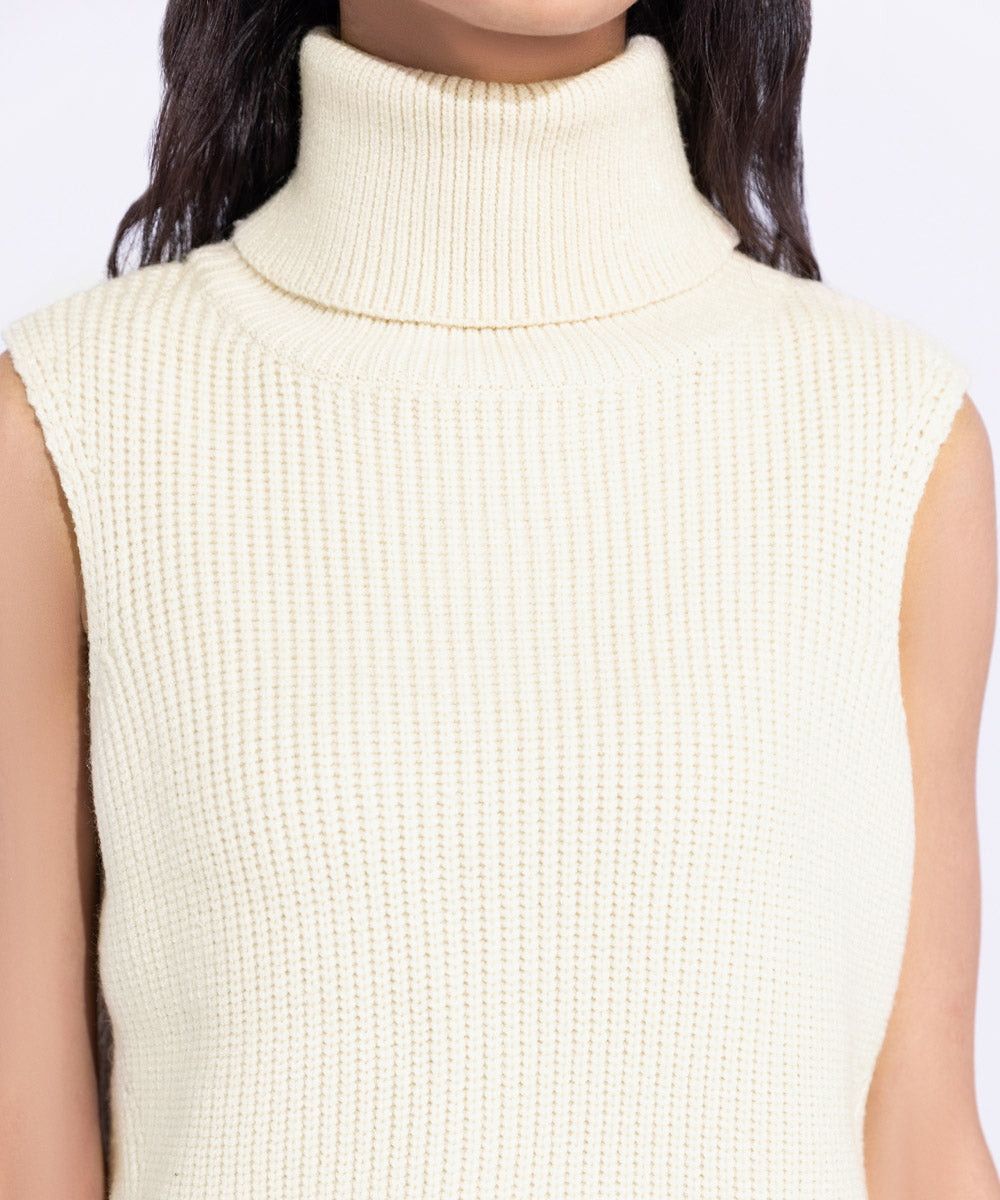 Women's Western Wear Beige Sleeveless Chunky Knit Sweater