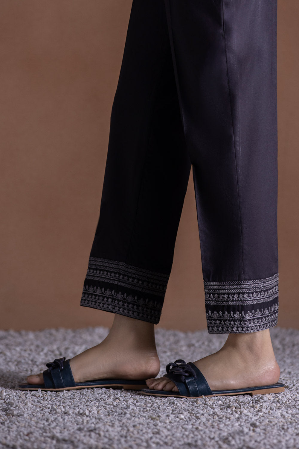 Black Embroidered Cambric Pants Pret