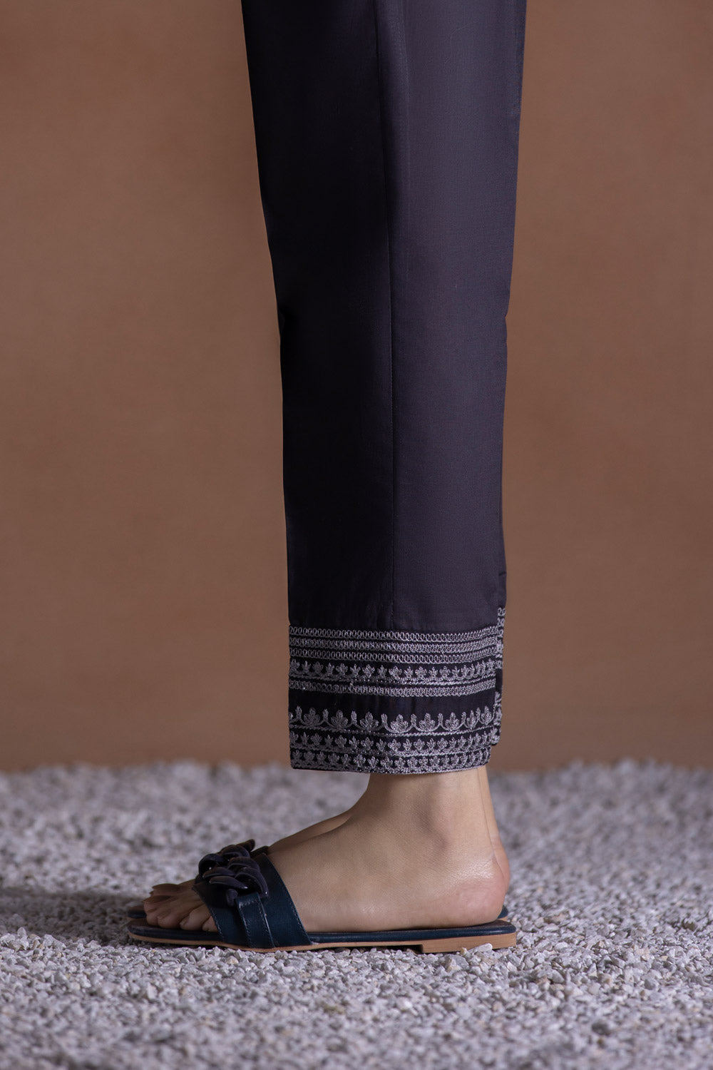 Black Embroidered Cambric Pants Pret