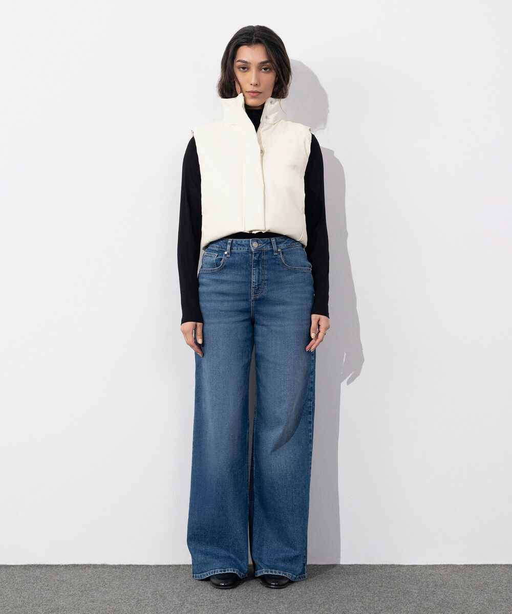 Women's Western Wear Off White Sleeveless Quilted Puffer