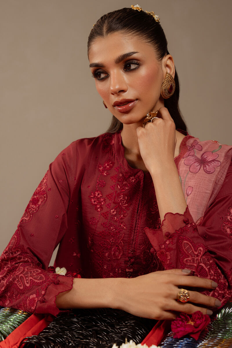3 Piece - Embroidered Lawn Suit
