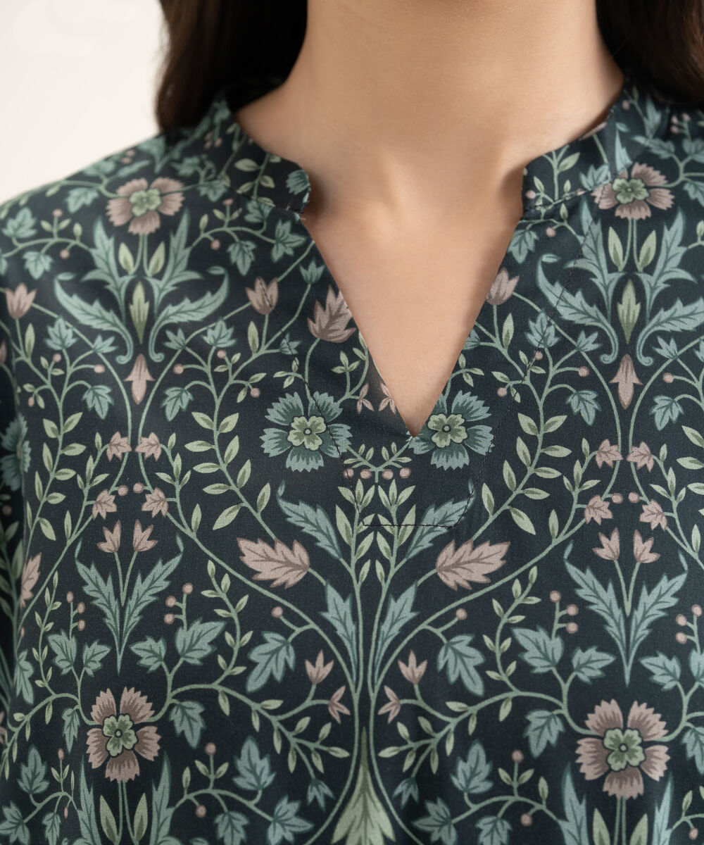 Women's RTW Cotton Viscose Printed Black Straight Shirt