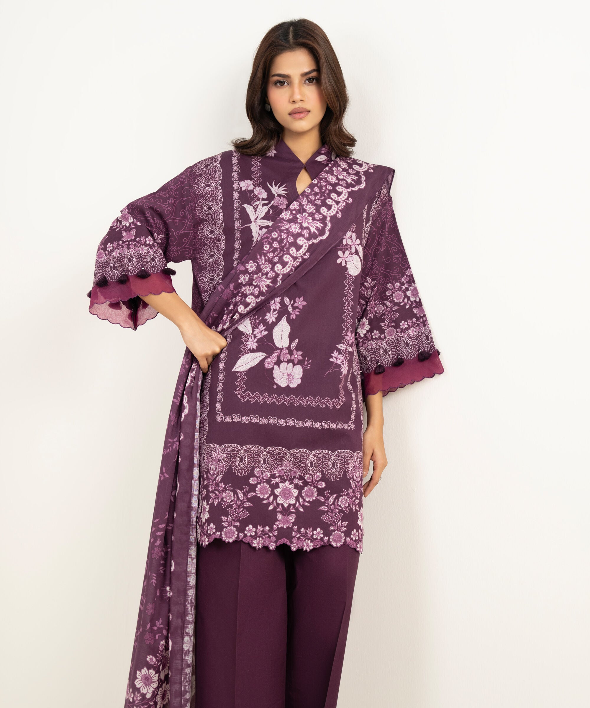 Unstitched 3 Pc Lawn DYS26V3133TS