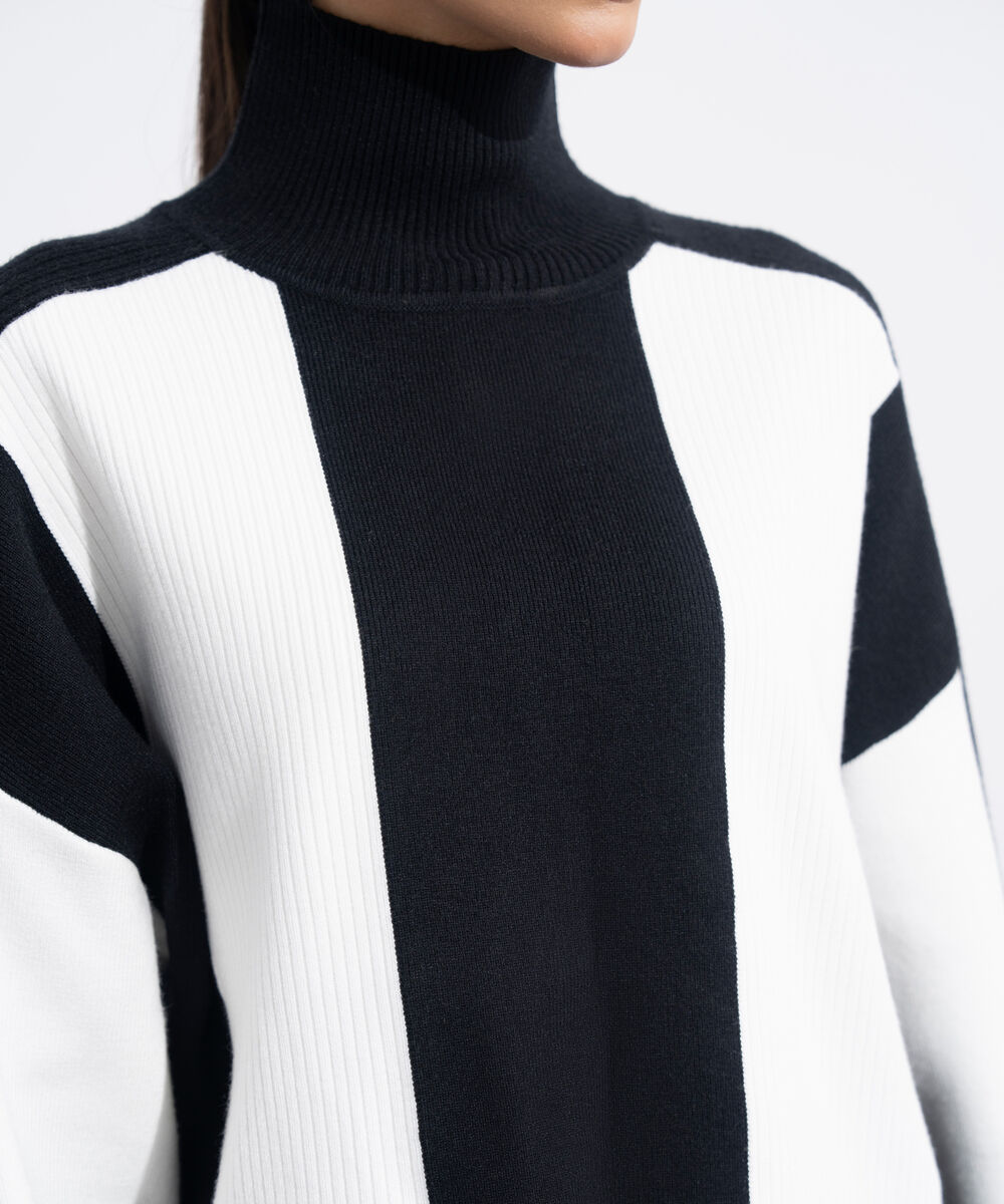 Women's Western Wear Black & White Contrast Ribbed Sweater