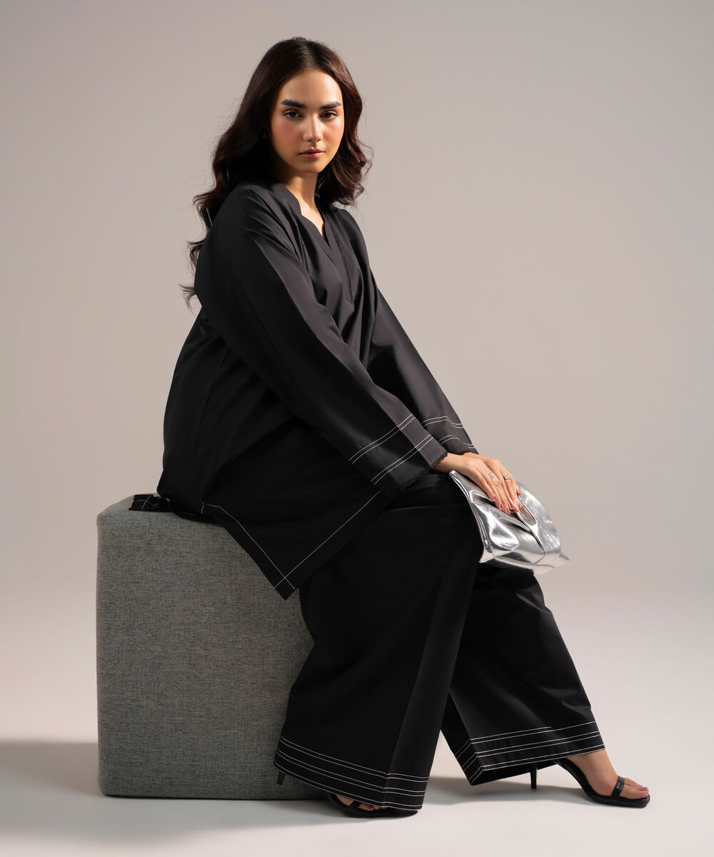 Women's RTW Poplin Solid Black Straight Shirt