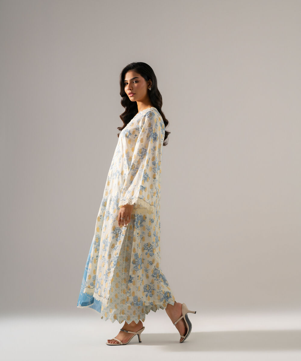 Women's RTW Extra weft jaquard Printed Off White 3 Piece Suit