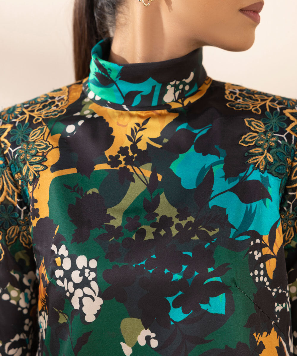 Woman - Multi 2 Piece - Embroidered Satin Suit