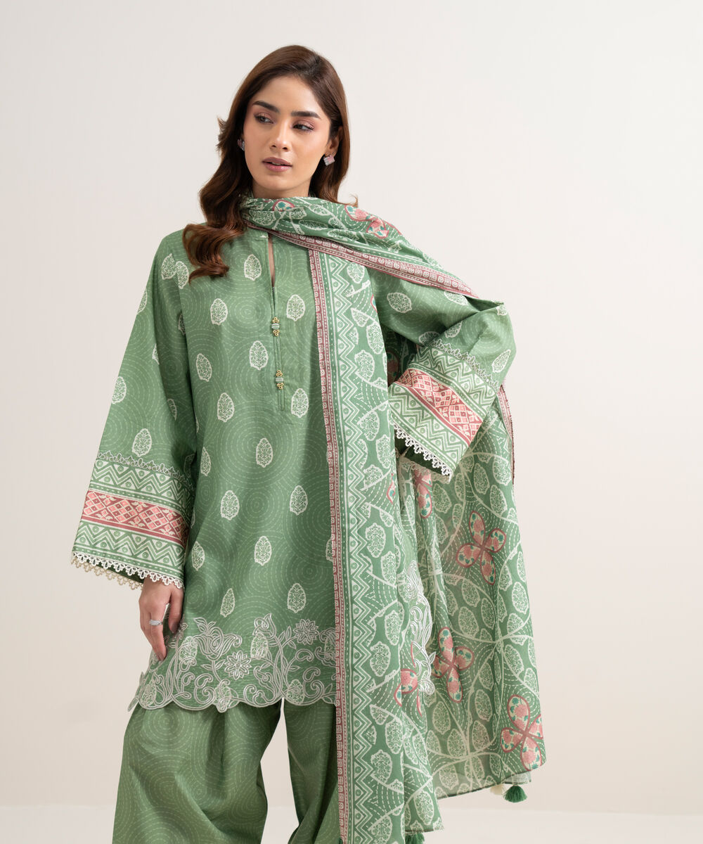 Women's Unstitched Lawn Embroidered Green 3 Piece Suit