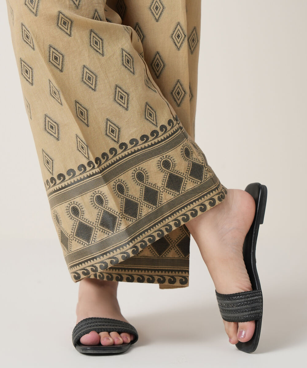 Women's RTW Extra Weft Jacquard Beige Solid Trousers