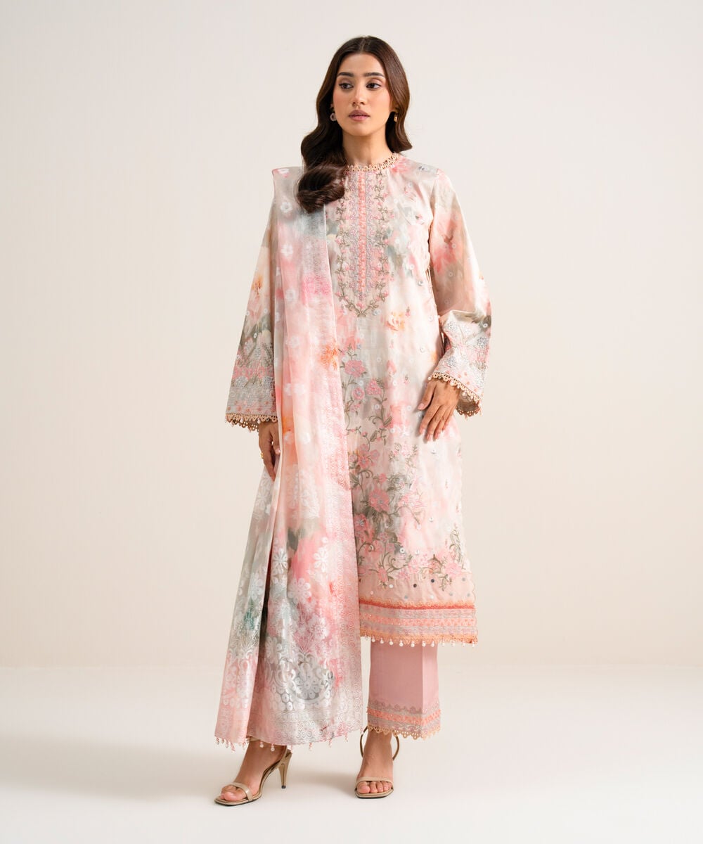 3 Piece - Embroidered Lawn Suit