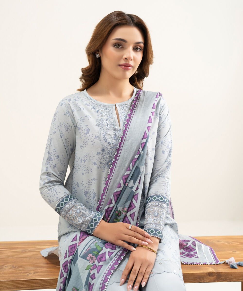 Women's Unstitched Lawn Grey Embroidered 3 Piece Suit