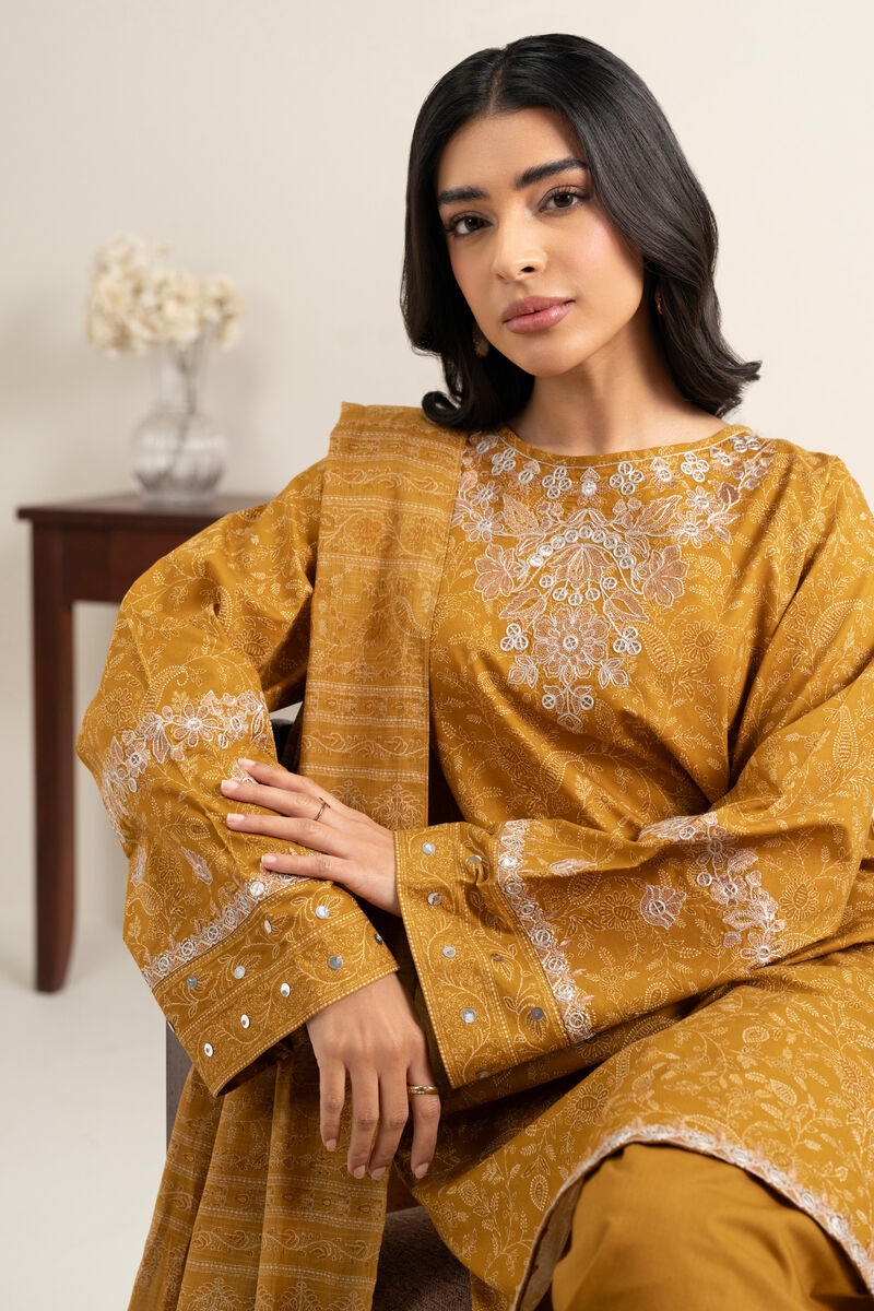 3 Piece - Embroidered Lawn Suit