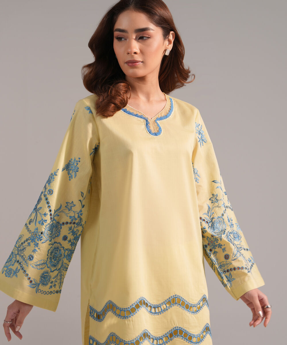 Women's RTW Crosshatch Embroidered Pale Yellow Straight Shirt