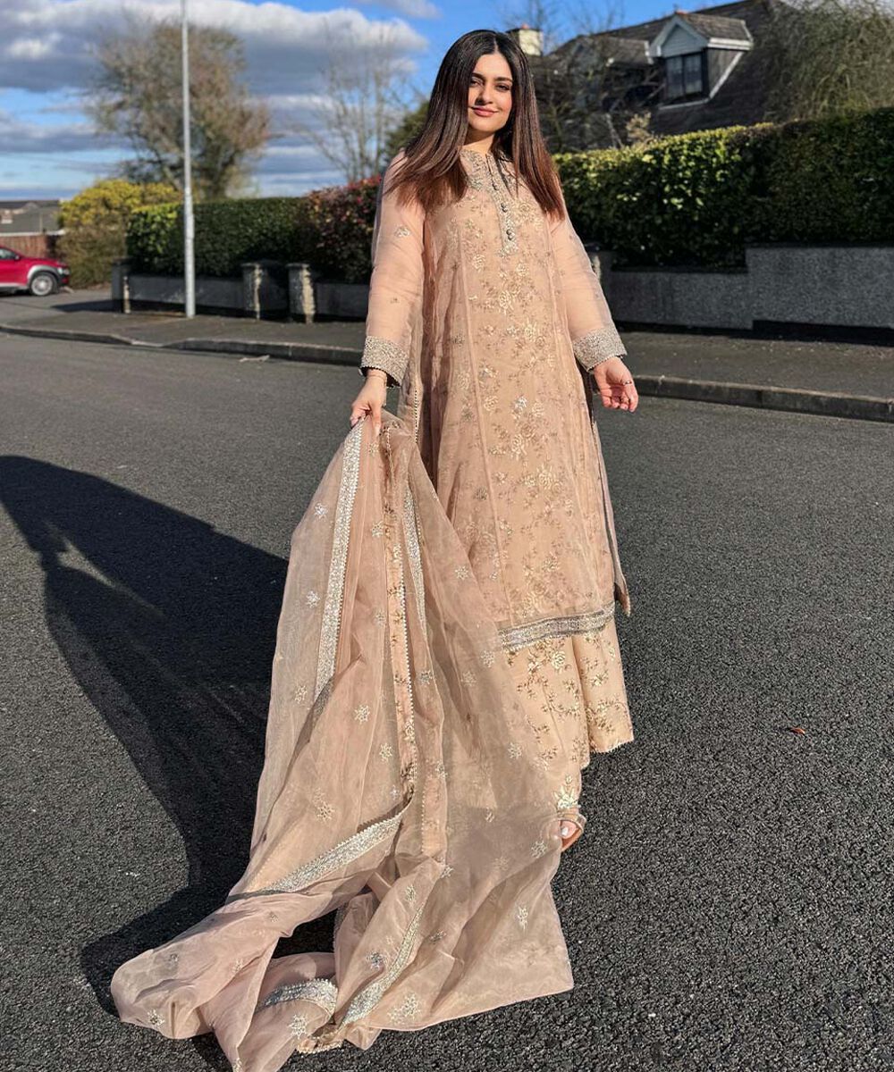 F3SFLX25V329 3 Piece Suit F3SFLX25V329